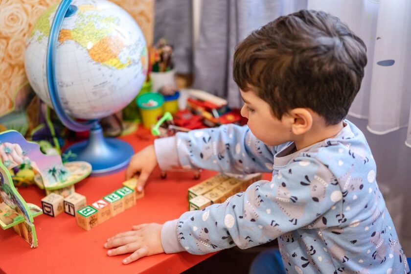 Cube d'activités Montessori 7 en 1, dès 18 mois AiTuiTui